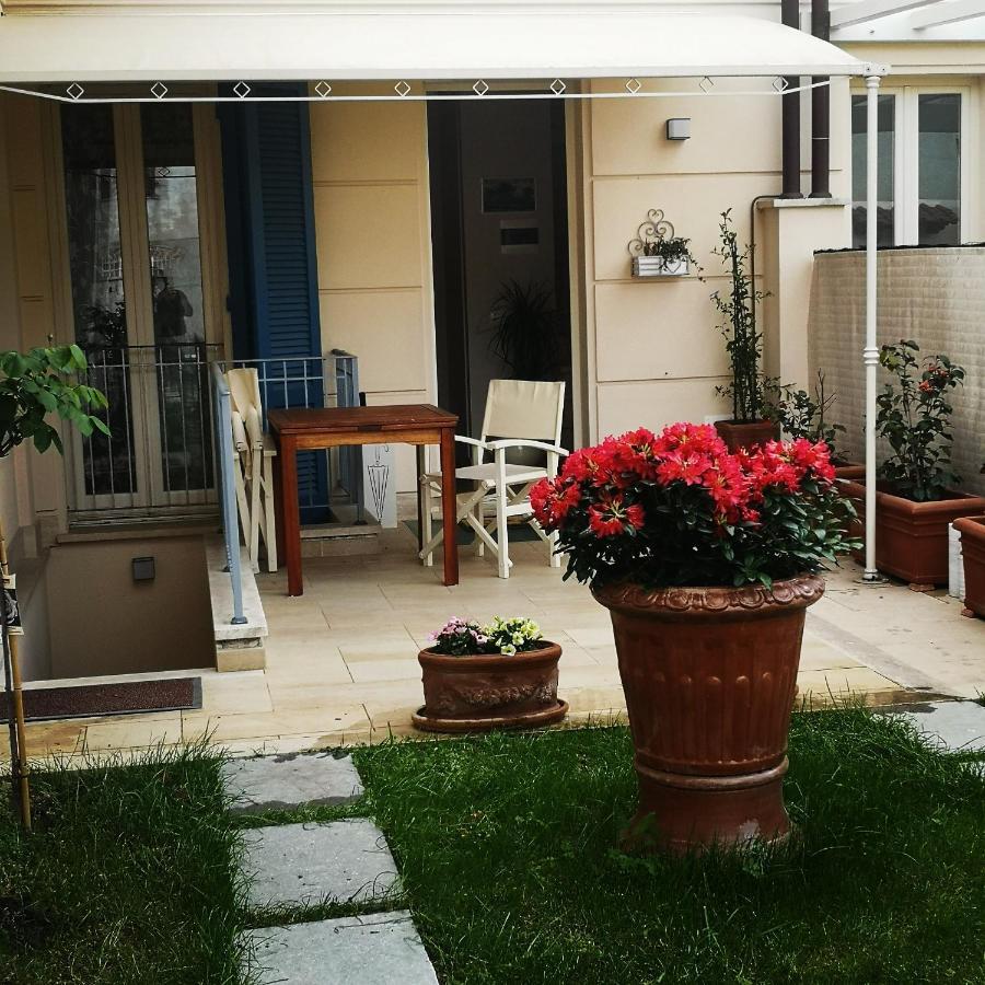 Cb House Holiday Pietrasanta Exterior photo